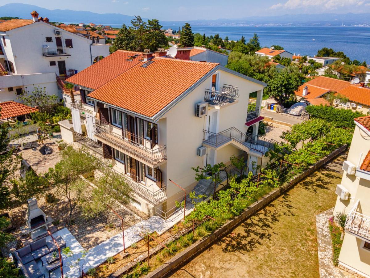 ונטאצ'יצ'י Apartment Ana מראה חיצוני תמונה